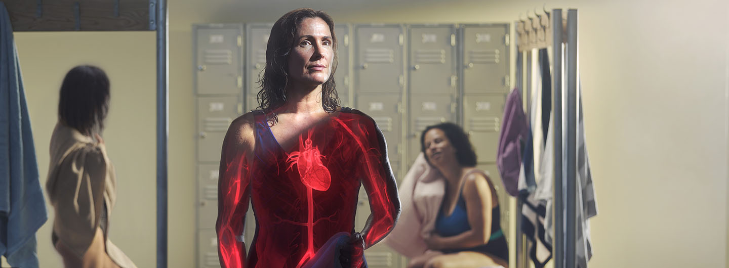 Women with circulatory disease in a changing room