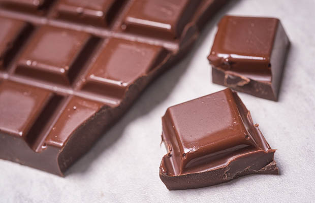 Milk chocolate squares