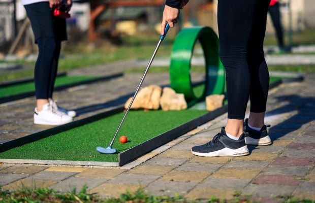 Crazy golf