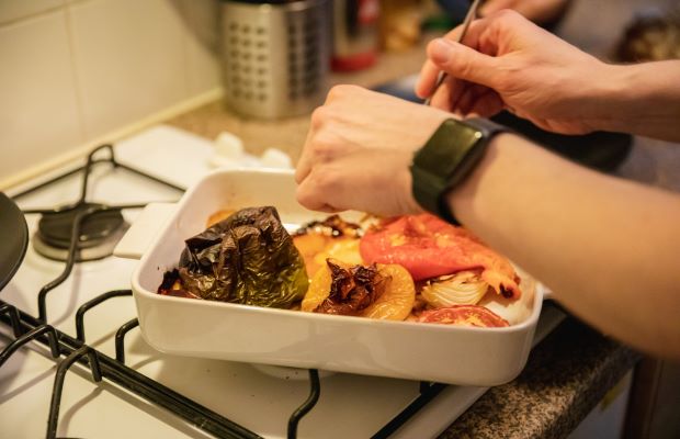 Lee Pearman preparing healthy dinner