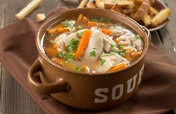 Hearty vegetable and chicken soup | BHF