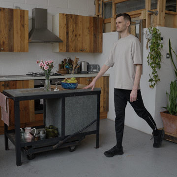 Jack Heseltine demonstrates split squats