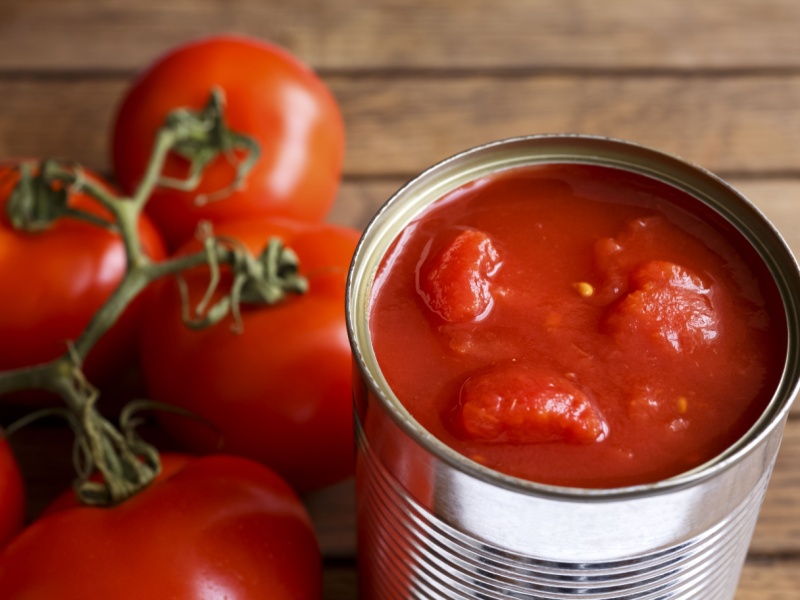 A can of chopped tomatoes.