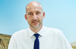 Professor Sven Plein