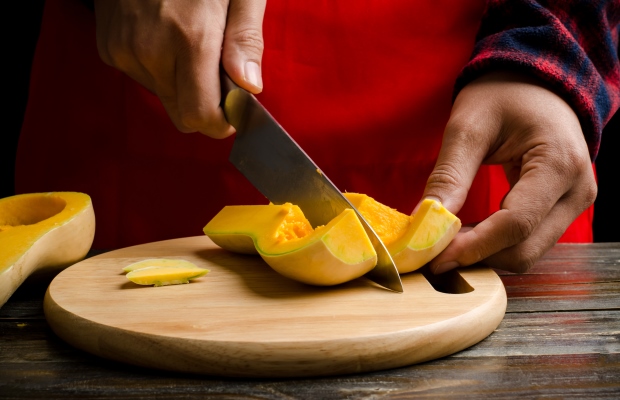 cutting squash