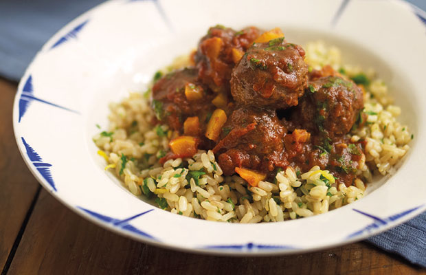 Moroccan spiced meatballs with herby brown rice
