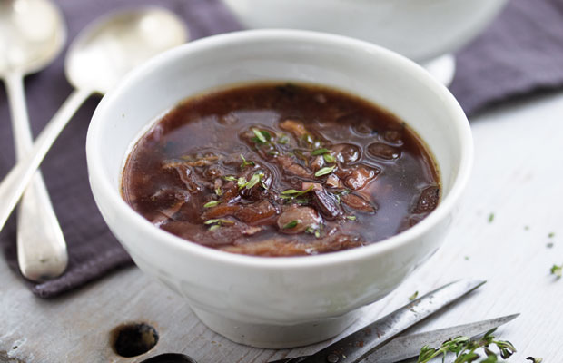 Roasted red onion and fennel soup