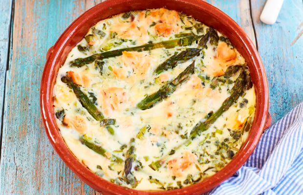 Crust-free salmon quiche
