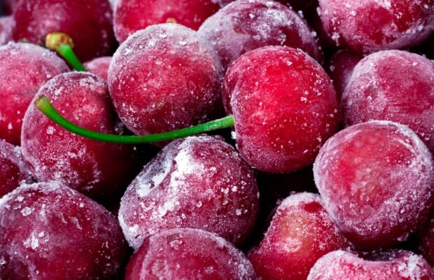 Frozen cherries