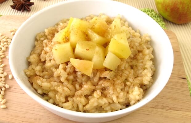 Stewed apple porridge