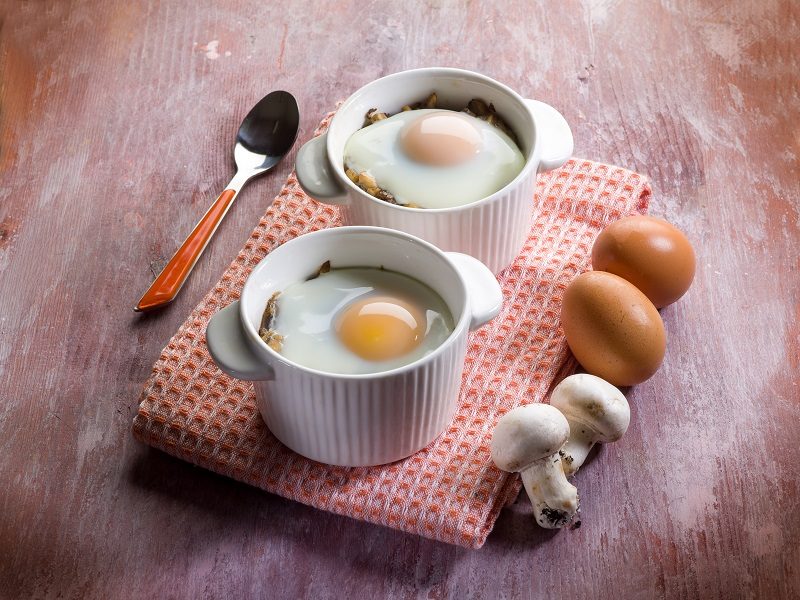 Baked eggs with mushrooms