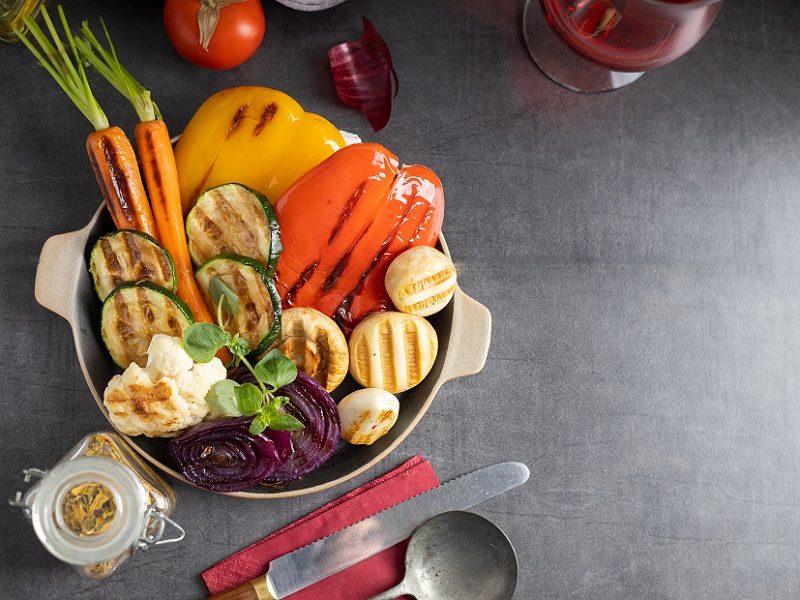 Barbecued courgettes and peppers with lemon and mint