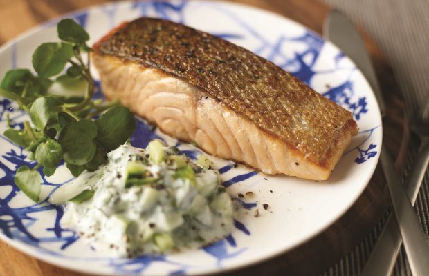 Seared salmon with watercress sauce