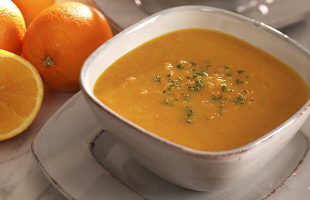 Spicy carrot and lentil soup