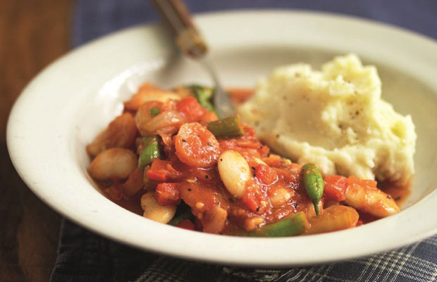 Tuscan bean and vegetable stew