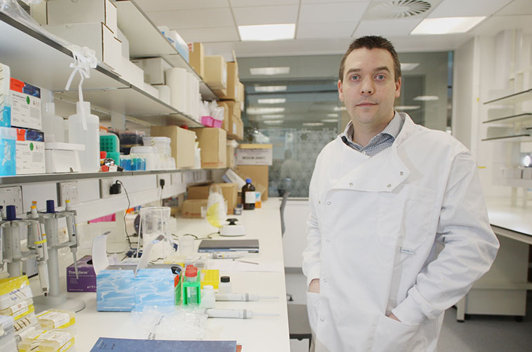 Dr Chris Watson