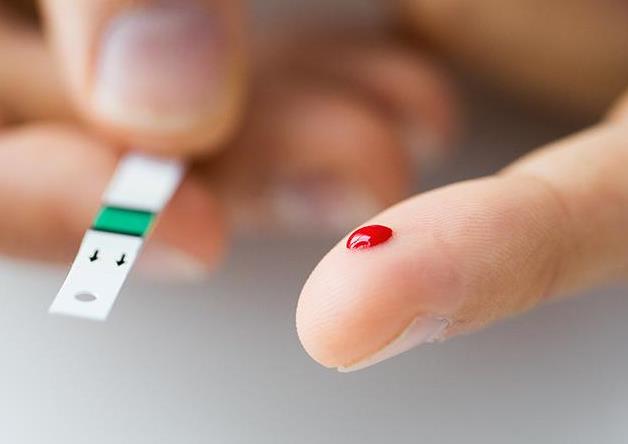 Diabetes blood drop with test stripe 640