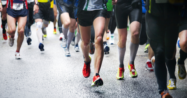 People running a marathon