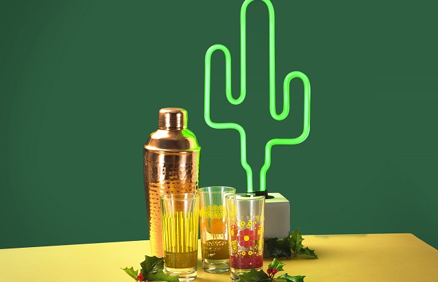 Catcus light, metallic cocktail shaker and glasses from BHF shop