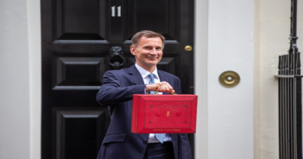 Jeremy Hunt outside Number 11 Downing Street 