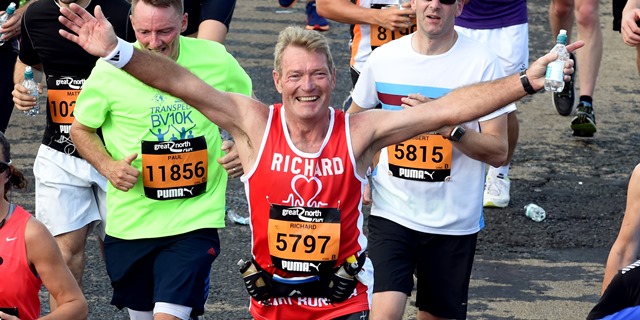 BHF Heartrunner arms wide
