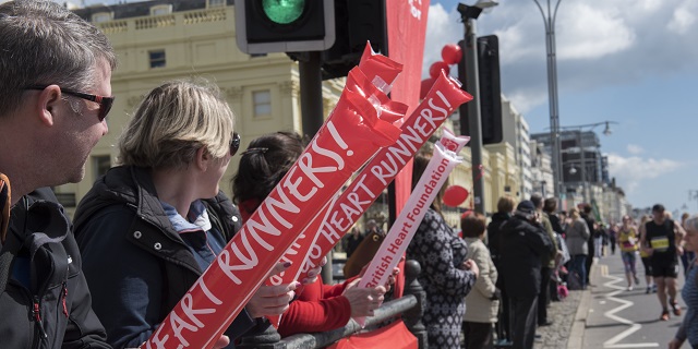 spectators at Brighton Marathon supporting the BHF