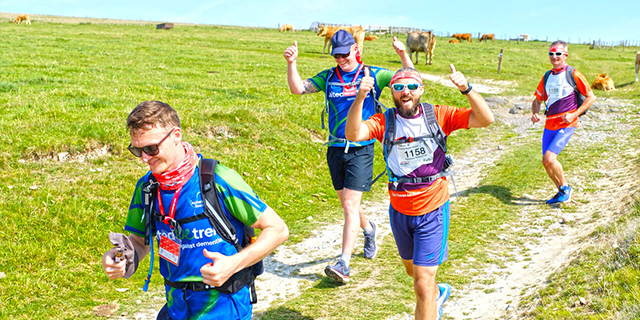 Runners along Yorkshire Challenge course